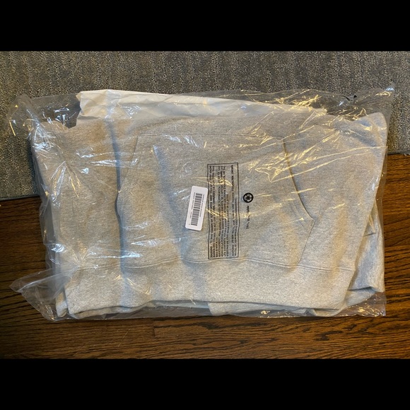 Supreme Hoodie - Medium